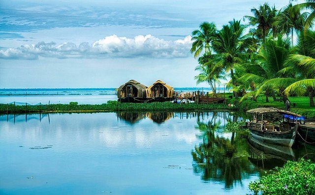 Backwater Delights - Kerela Tour